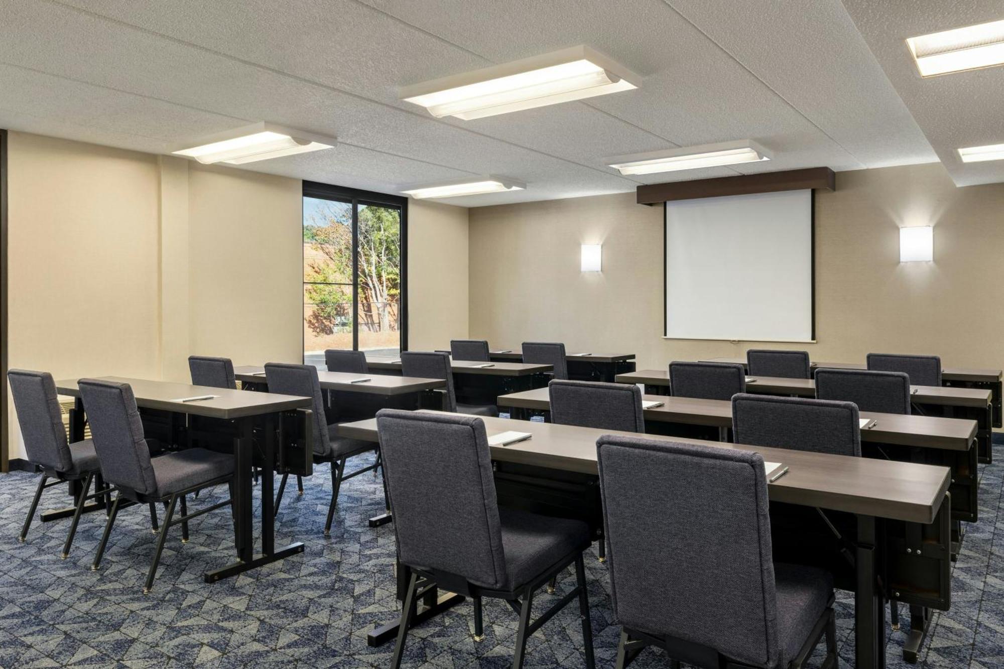 Courtyard Atlanta Northlake Tucker Εξωτερικό φωτογραφία