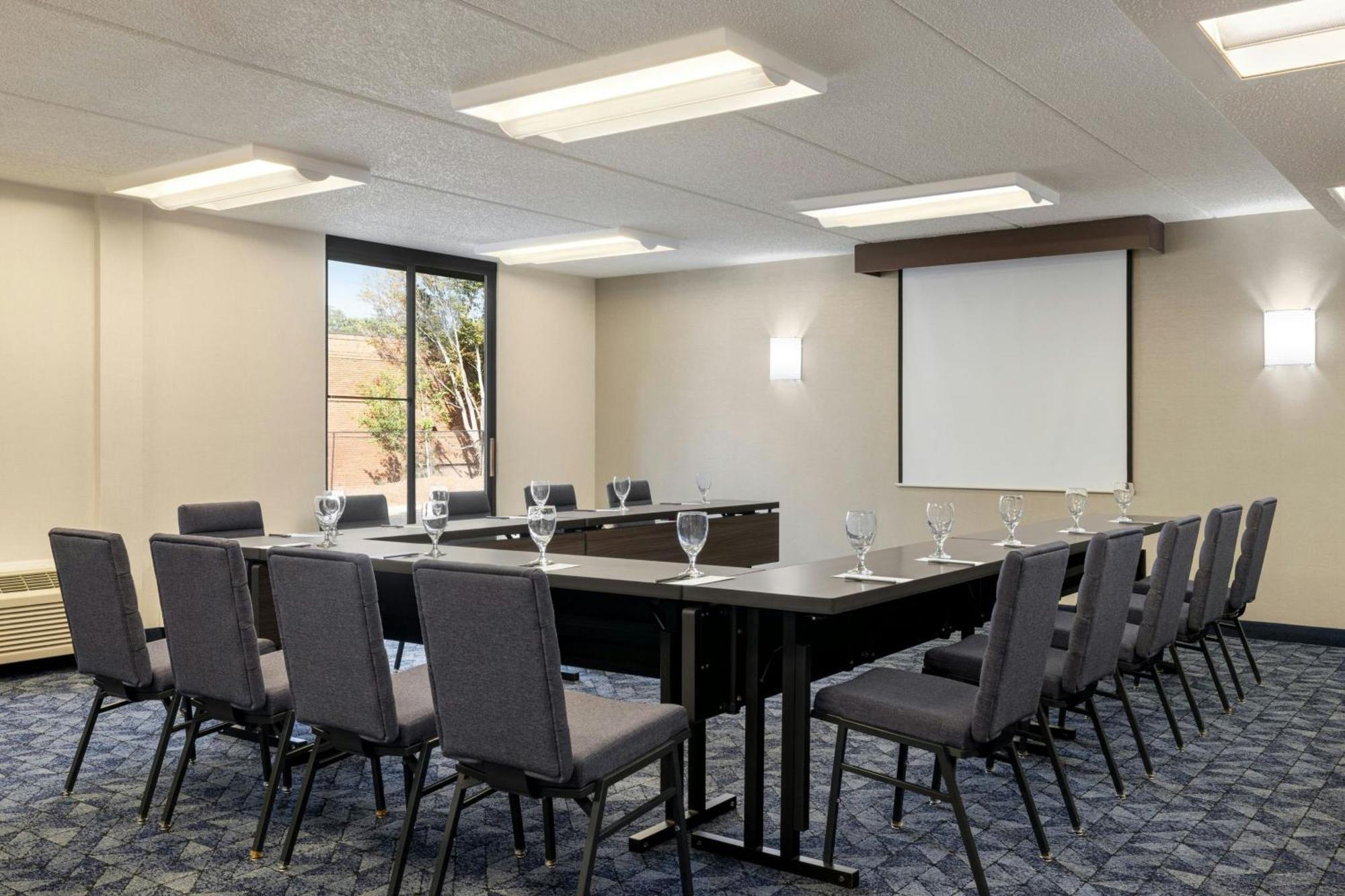 Courtyard Atlanta Northlake Tucker Εξωτερικό φωτογραφία