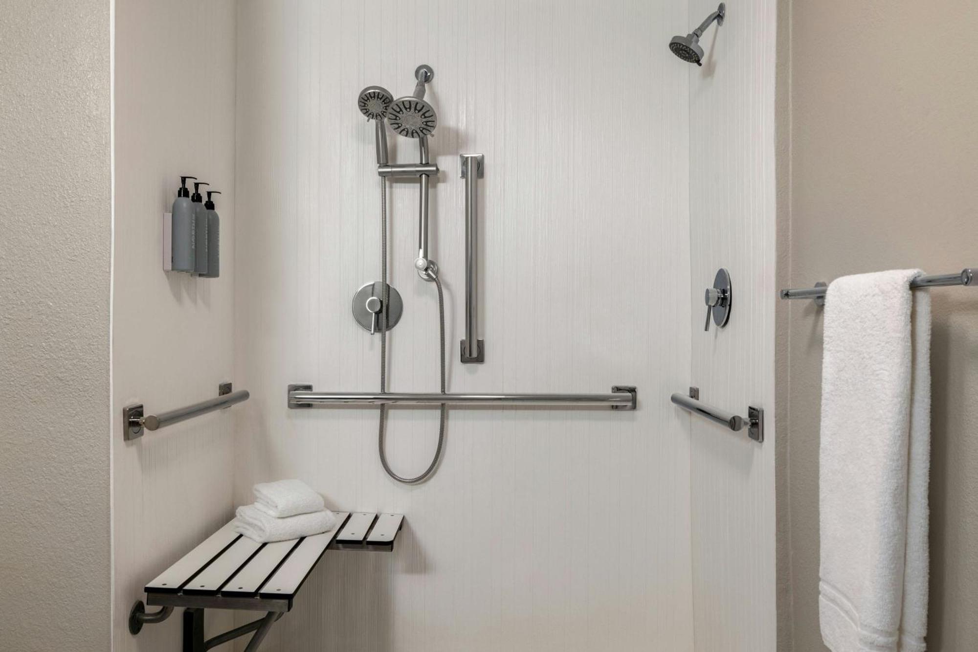 Courtyard Atlanta Northlake Tucker Εξωτερικό φωτογραφία